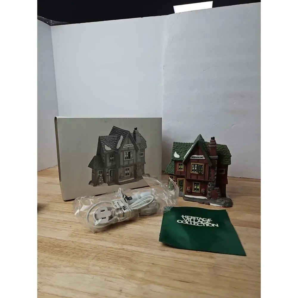 Dept 56 HVC Dickens‎ Village Series 